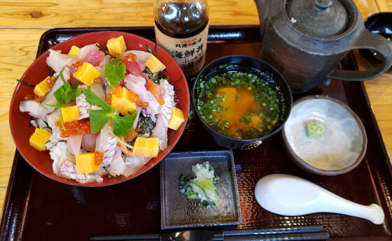 丸善水産 海鮮丼 ランチ