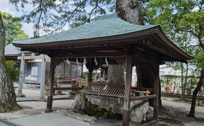 賣布神社（めふじんじゃ）