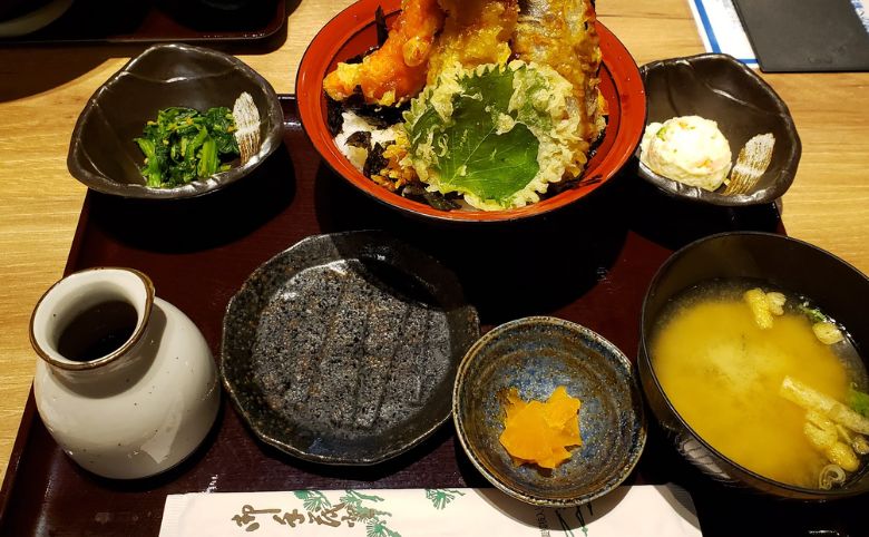 天ぷら海鮮米福 シャミネ松江店天丼