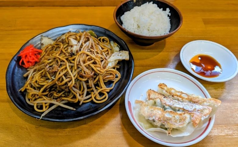 昭和軒の焼きそば