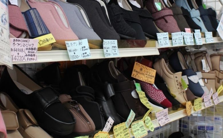 介護ショップ しょうほくの店内