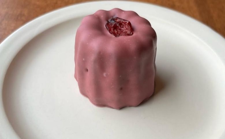 Pâtisserie J.KOWARIのカヌレ
