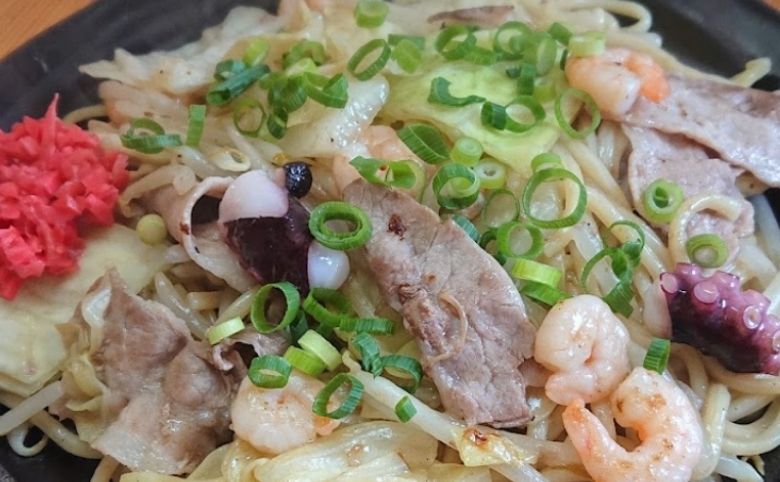 大阪やき三太 松江学園店の焼きそば