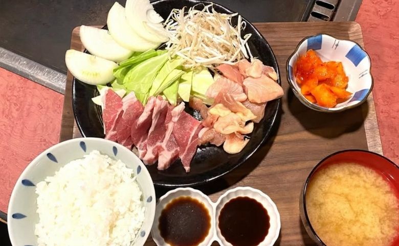 お好み焼き・もんじゃ 月島亭の焼肉セット