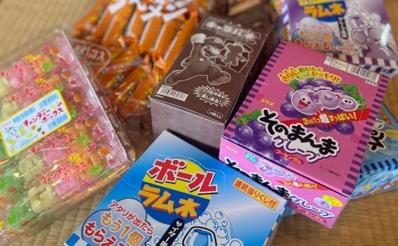 FROG POWER（フロッグパワー） の駄菓子コーナー