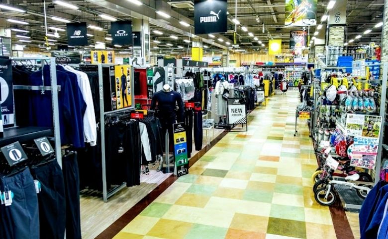 スポーツデポ 松江店の店内