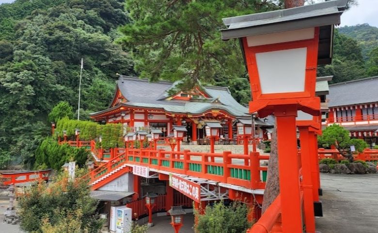 太皷谷稲成神社の境内