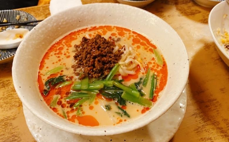 創作中華酒房 そらの担々麺