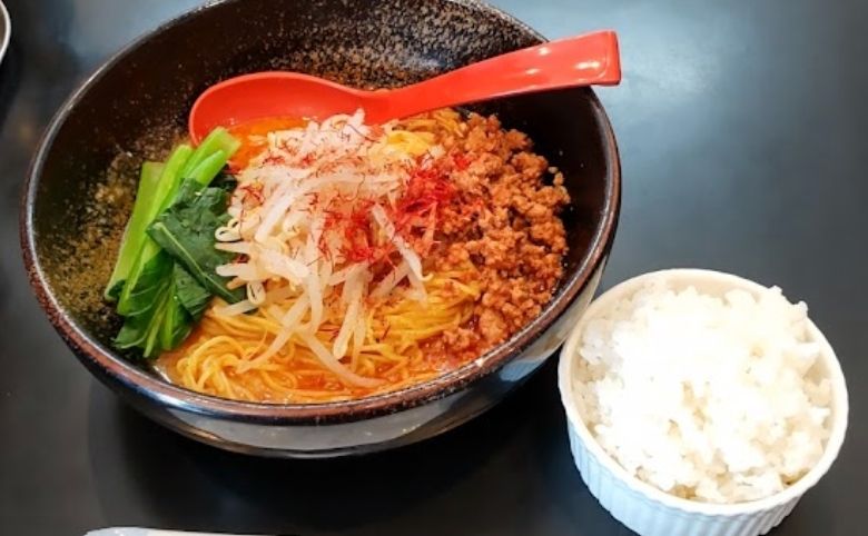 拉麺かもすの担々麺