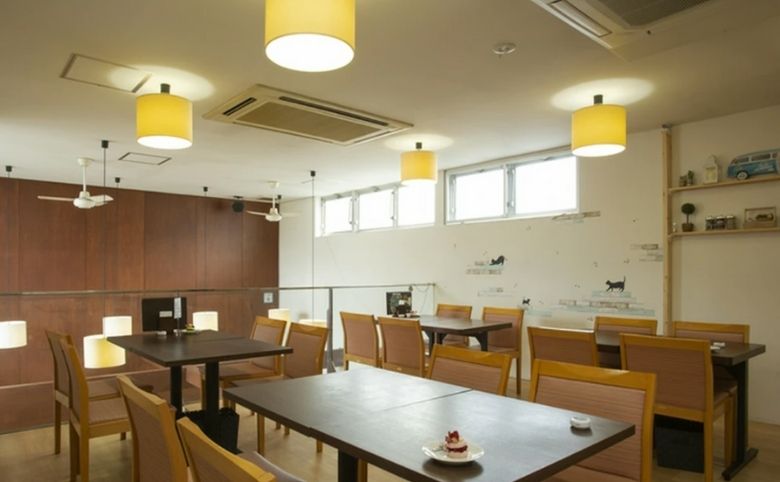 パスタカフェ&ダイニングバー ボルティーチェの店内