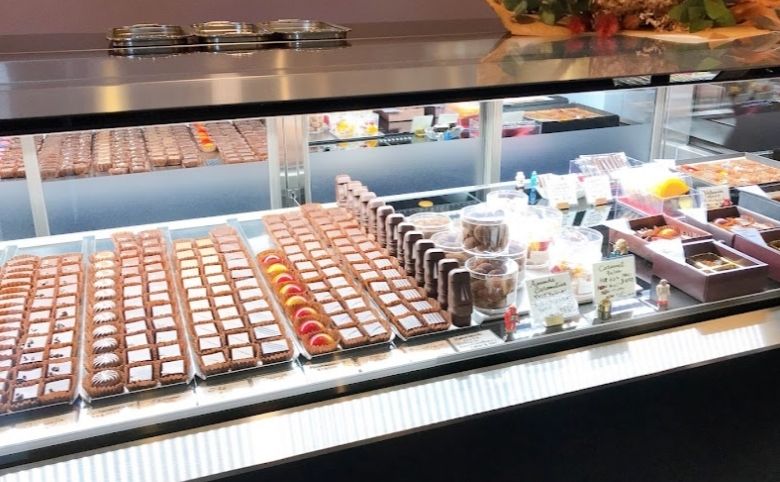 ペイナタルの店内