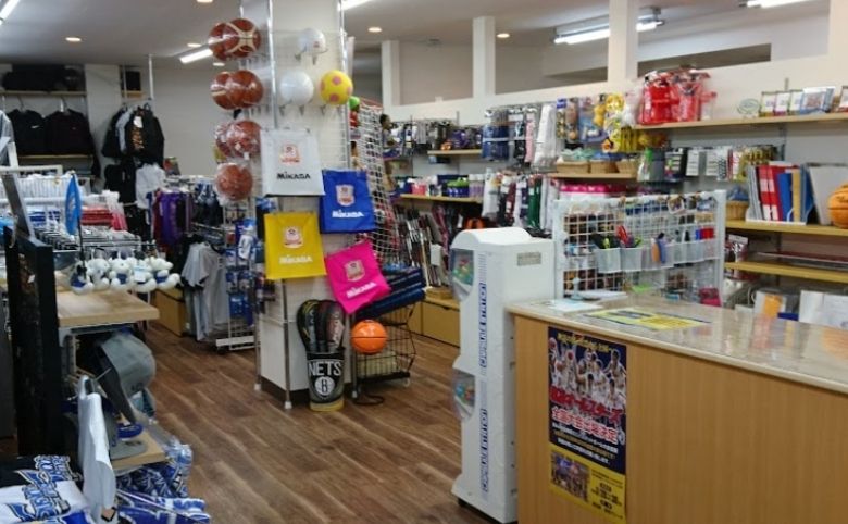 島根県体育用品(株)・ダウンタウンの店内