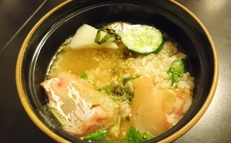 鯛や鯛茶漬け