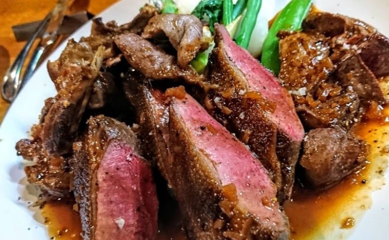 せるぽわの肉料理