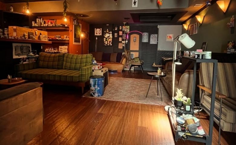 千年後の店内