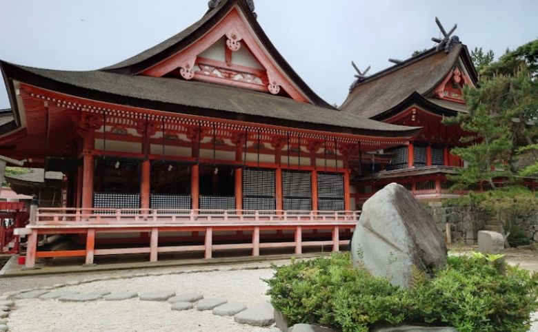 日御碕神社の境内