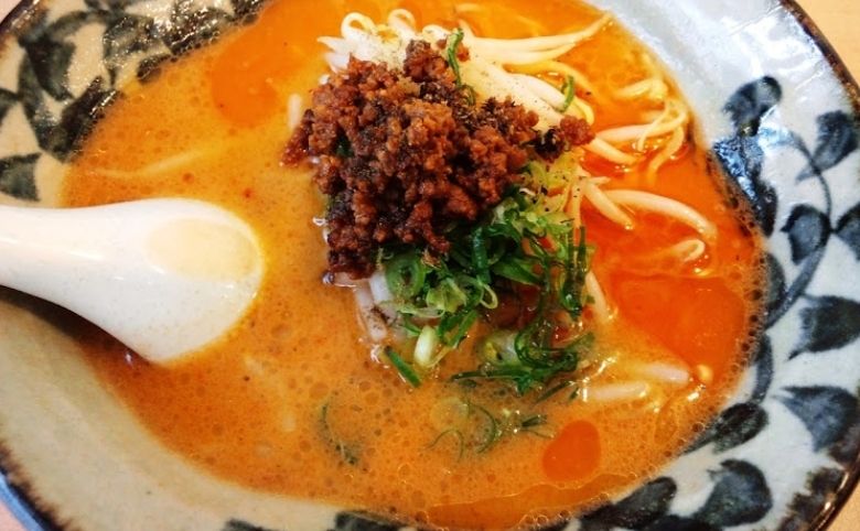 麪家 ひばりの担々麺