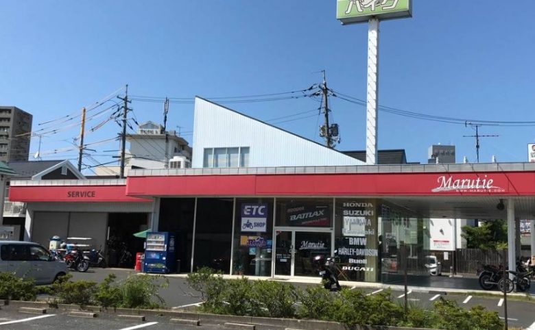 バイクショップマルティ松江店の外観