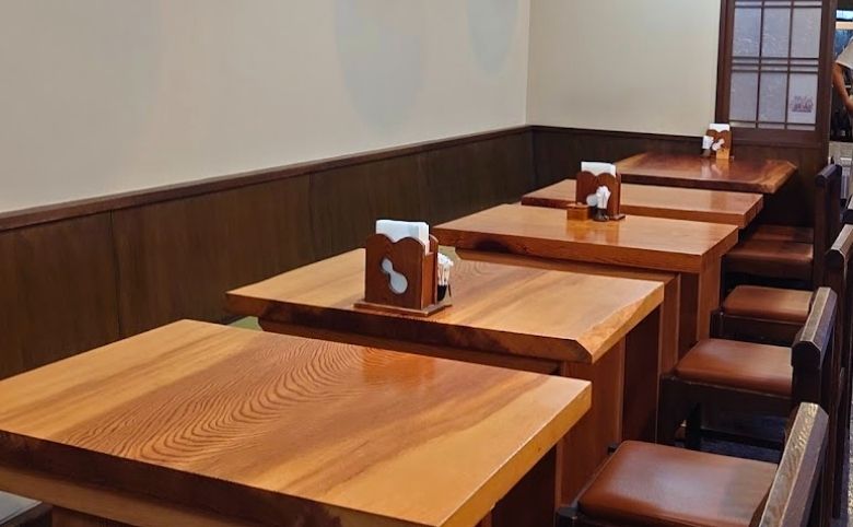 出雲そば きがるの店内