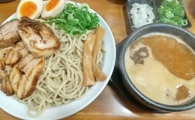 濃厚ラーメン 濃超乱 学園通り店のつけ麺