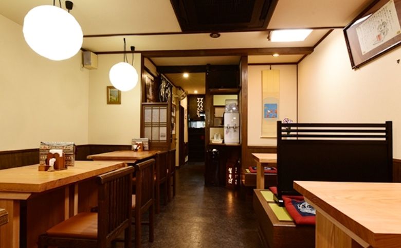 出雲そば きがるの店内