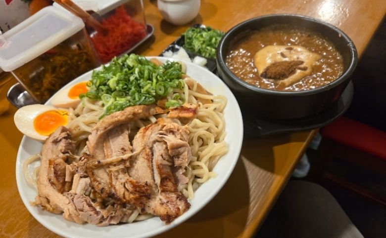 濃厚ラーメン 濃超乱 学園通り店のつけ麺