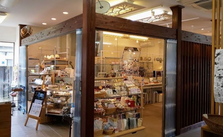 あとりえｇｔｐの店内