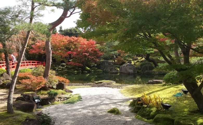 由志園