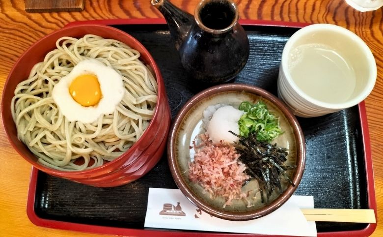 出雲そば きがるの満月そば
