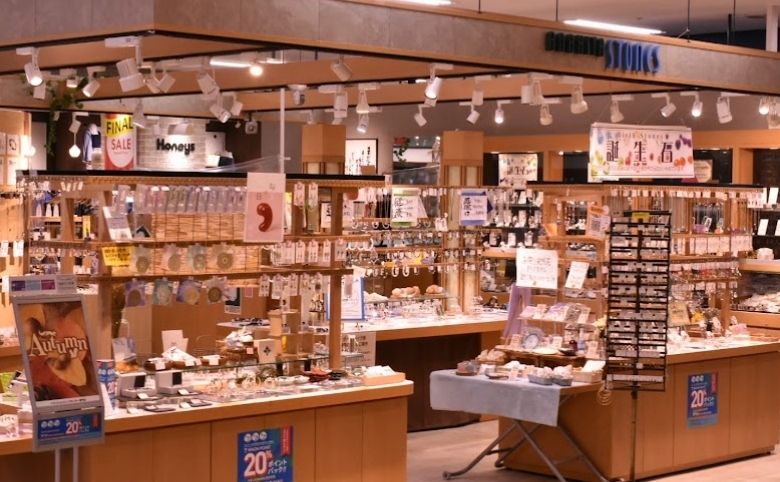 アナヒータストーンズ イオン松江店の外観