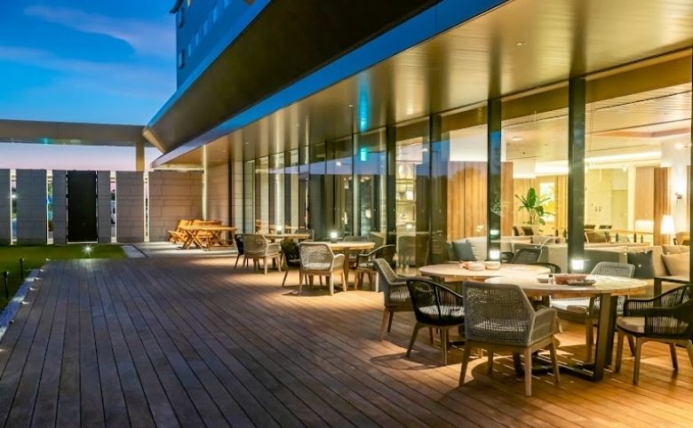 Cafe＆Bar ブリリオの外観