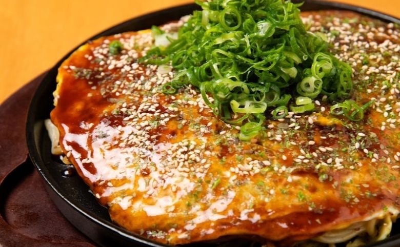 鉄板焼き たぬき隠れのお好み焼き